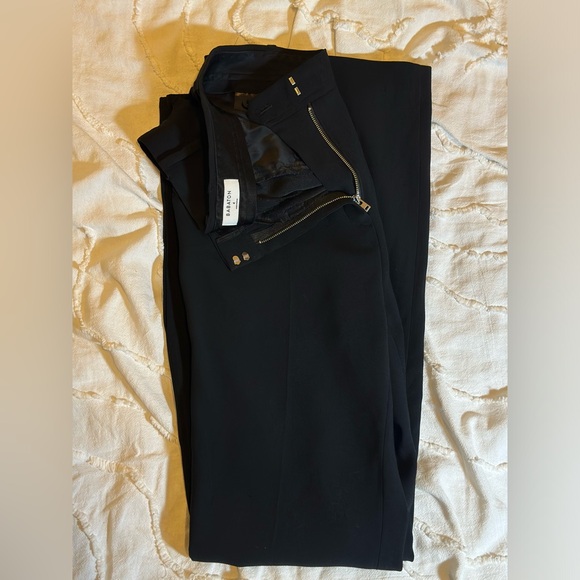 Babaton slit at the bottom pants - Picture 4 of 4